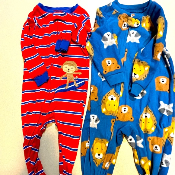 12 months Carters footed sleepers (6 pairs) - Picture 2 of 4